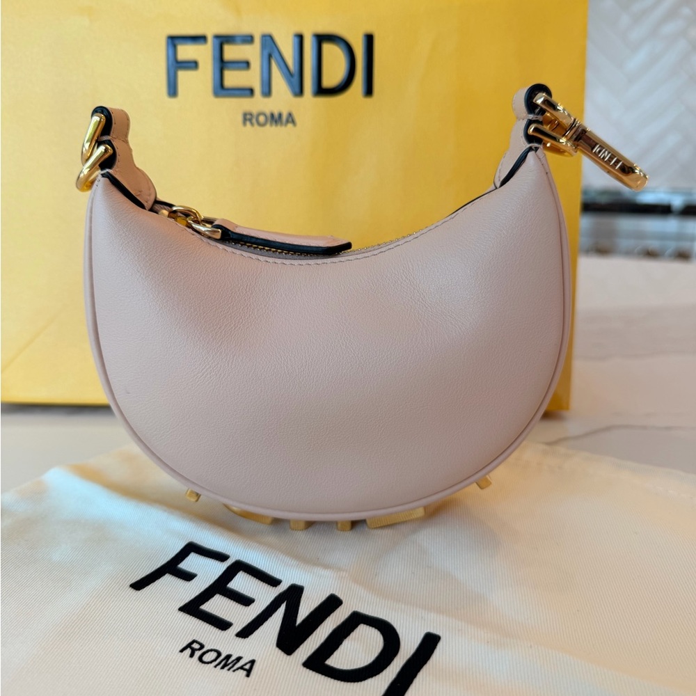 Fendi Nano Fendigraphy Bag - Light Rose (100% authentic) - Picture 4 of 10